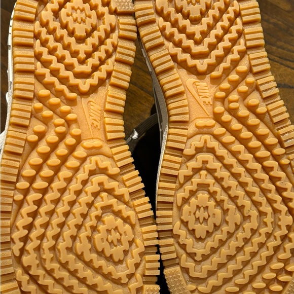 Nike Air Force 1 High Top US Women’s size 9 - Picture 6 of 8